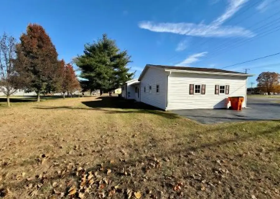 501 E 13th Street, Winamac, IN 46996 - Image #3