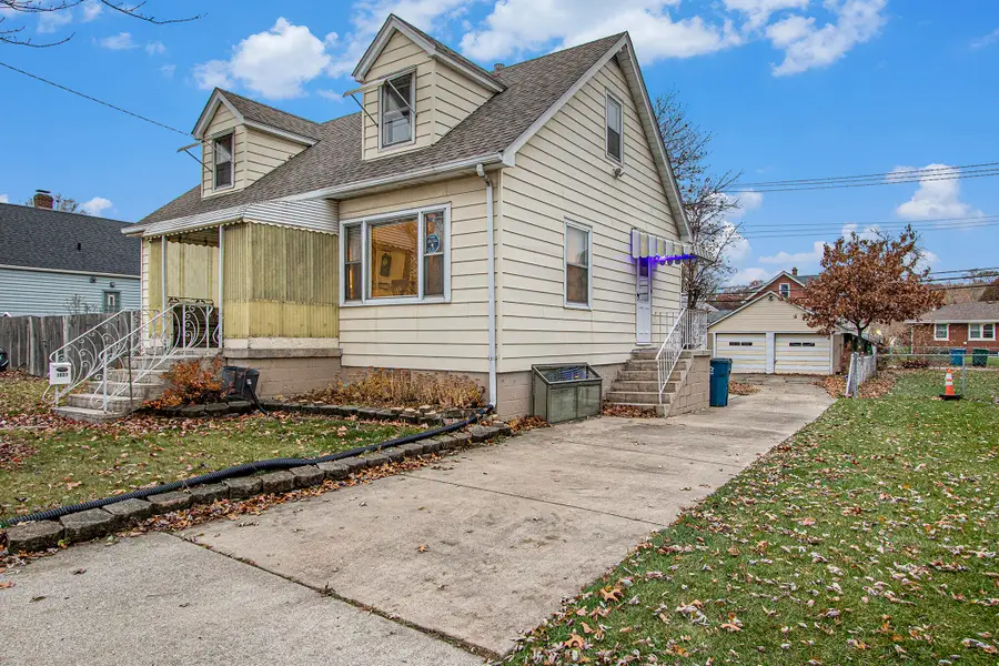 1027 Spruce Street, Hammond, IN 46324 - Image #3