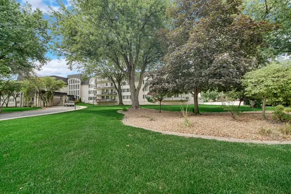 8750 Harrison Avenue #214, Munster, IN 46321