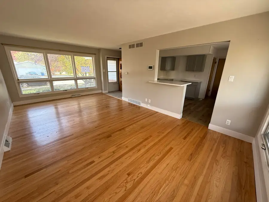 319 Hoyt Street, Michigan City, IN 46360 - Image #2