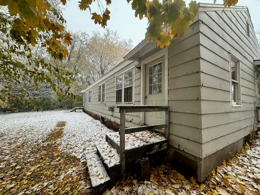 620 Kingsporte Lane, La Porte, IN 46350 - Image #3