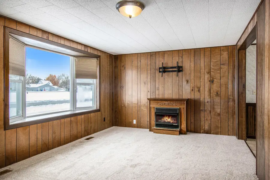 11 W West Street, Hanna, IN 46340 - Image #2