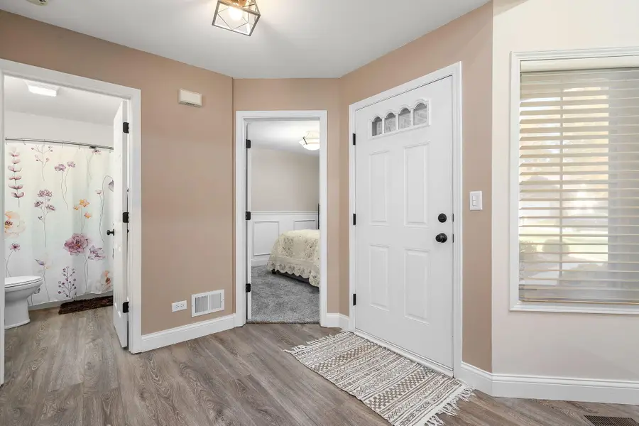 6282 Waxwing Circle, Hobart, IN 46342 - Image #3