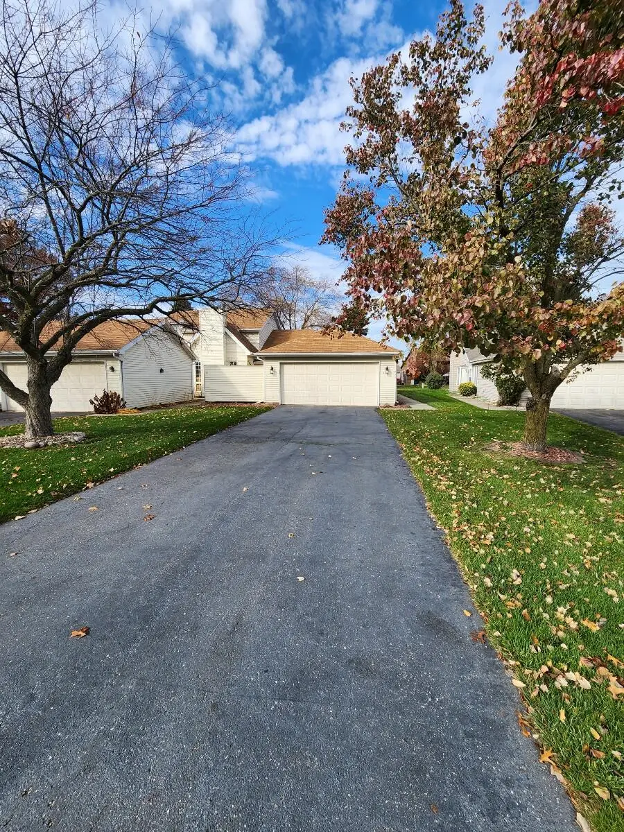 930 Woodhollow Drive, Schererville, IN 46375 - Image #3