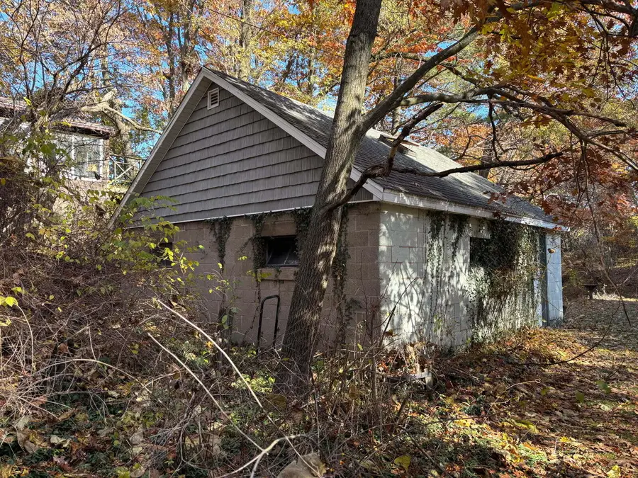 910 N Vanderburg Street, Gary, IN 46403 - Image #3