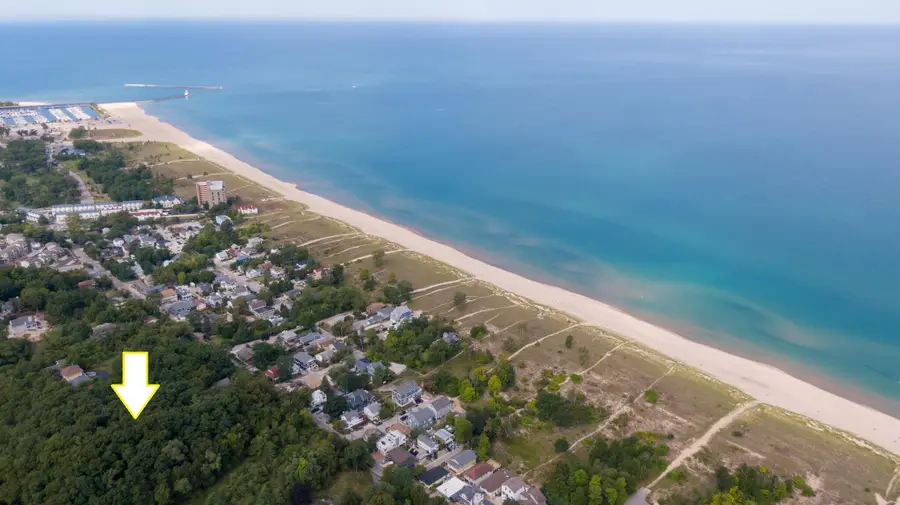 807 Lake Shore Drive, Michigan City, IN 46360 - Image #3