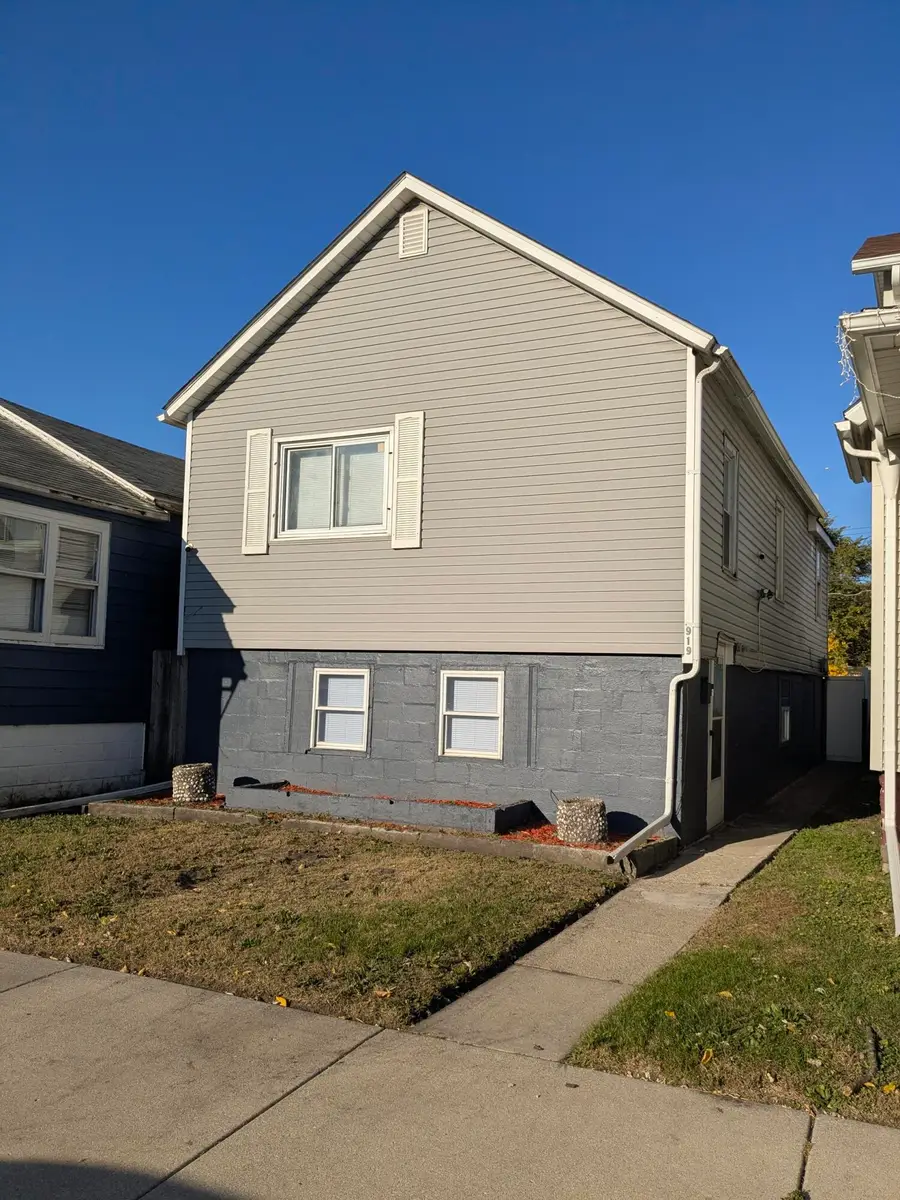 919 Sibley Street, Hammond, IN 46320 - Image #2