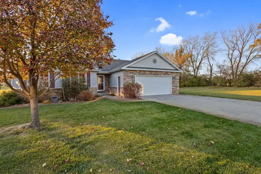 502 Fir Street Sw, Demotte, IN 46310 - Image #2