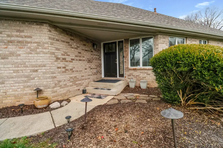 1055 Mission Hills Court, Chesterton, IN 46304 - Image #2