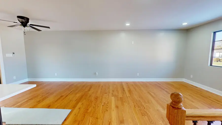 1033 E 51st Place, Gary, IN 46409 - Image #3