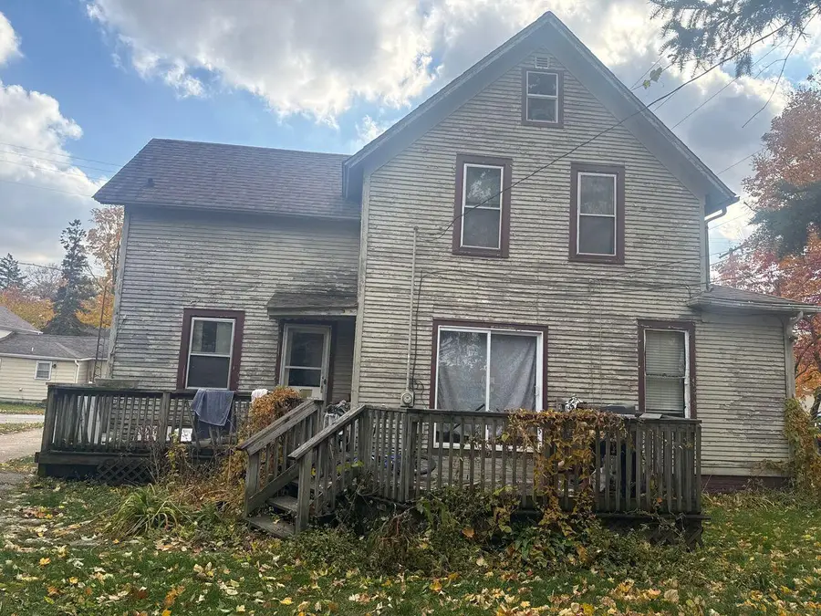 207 Mccollum Street, La Porte, IN 46350 - Image #3