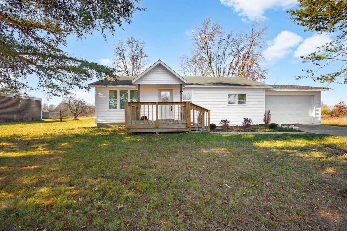 7815 N Randolph Street, Culver, IN 46511 - Image #1