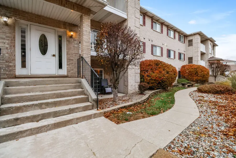 2021 W 75th Place #17, Merrillville, IN 46410 - Image #2