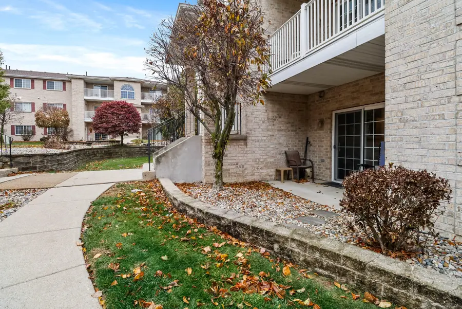 2021 W 75th Place #17, Merrillville, IN 46410 - Image #3