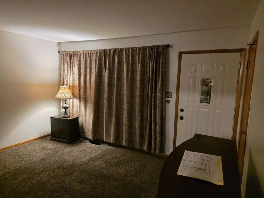 2913 Drexel Drive, Hobart, IN 46342 - Image #2