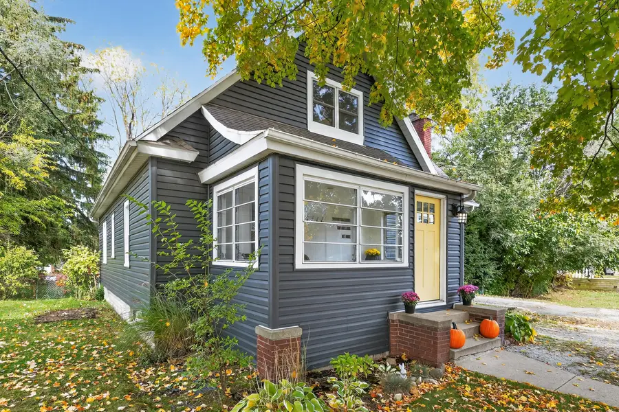 321 W Johnson Road, La Porte, IN 46350 - Image #3