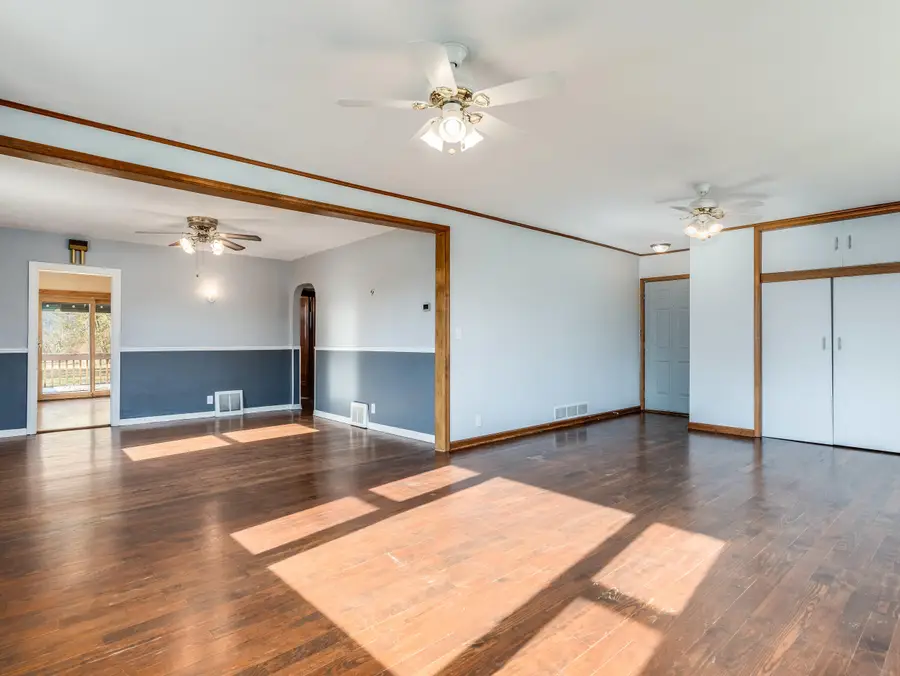 10114 Kennedy Avenue, Highland, IN 46322 - Image #3