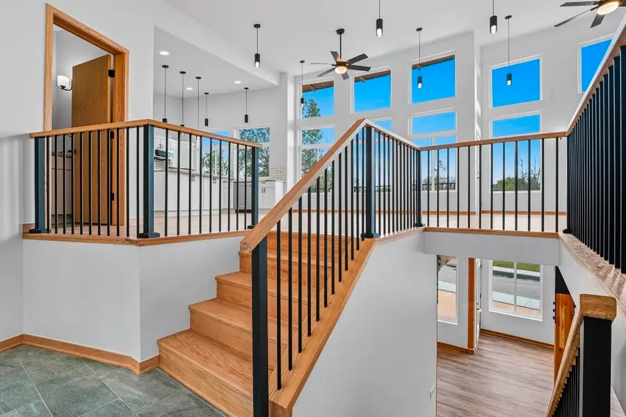 220 W 875 Road N, Valparaiso, IN 46385 - Image #2