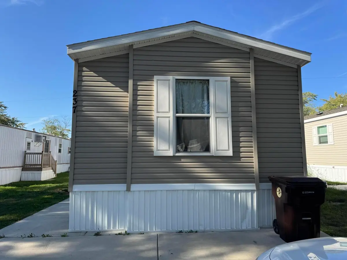 237 Sandalwood Street, Portage, IN 46368 - Image #1