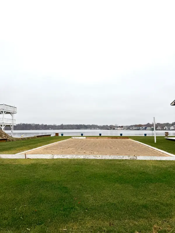 17 Elm Drive, La Porte, IN 46350