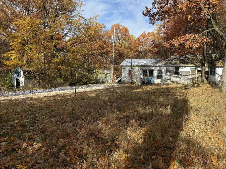 54483 Whitesell Drive, South Bend, IN 46628 - Image #3