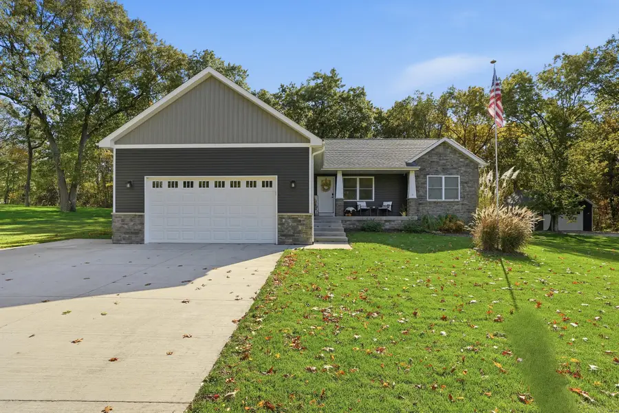 10385 Lakota Court, Demotte, IN 46310 - Image #2