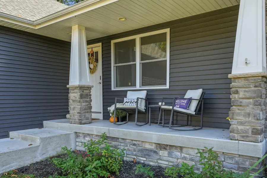 10385 Lakota Court, Demotte, IN 46310 - Image #3