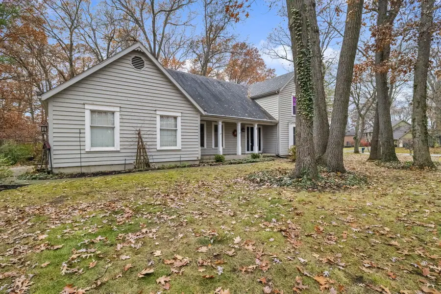 4203 Oakgrove Drive, Valparaiso, IN 46383 - Image #2