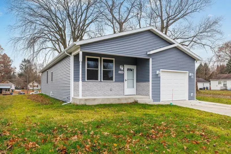 204 W 12th Street, La Porte, IN 46350 - Image #1