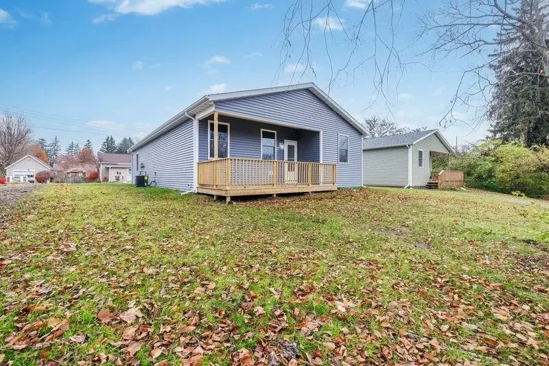 204 W 12th Street, La Porte, IN 46350 - Image #3