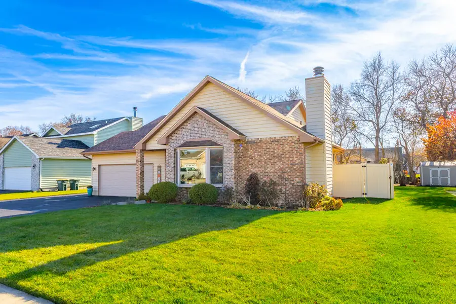 257 Pineview Lane, Valparaiso, IN 46383 - Image #2