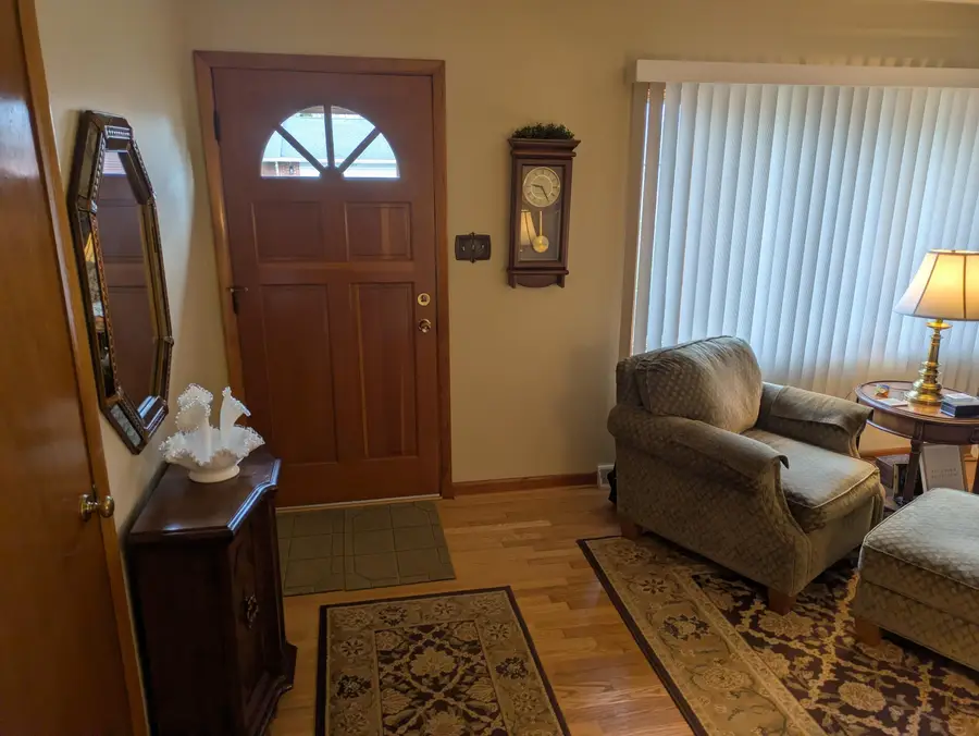 5589 Birch Avenue, Portage, IN 46368 - Image #2