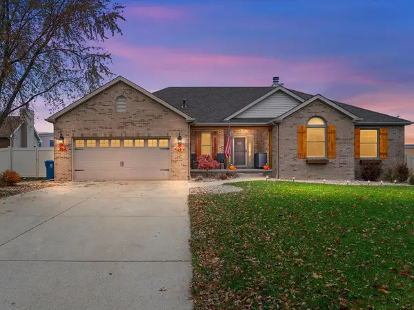 8407 Heron Lake Road, St. John, IN 46373