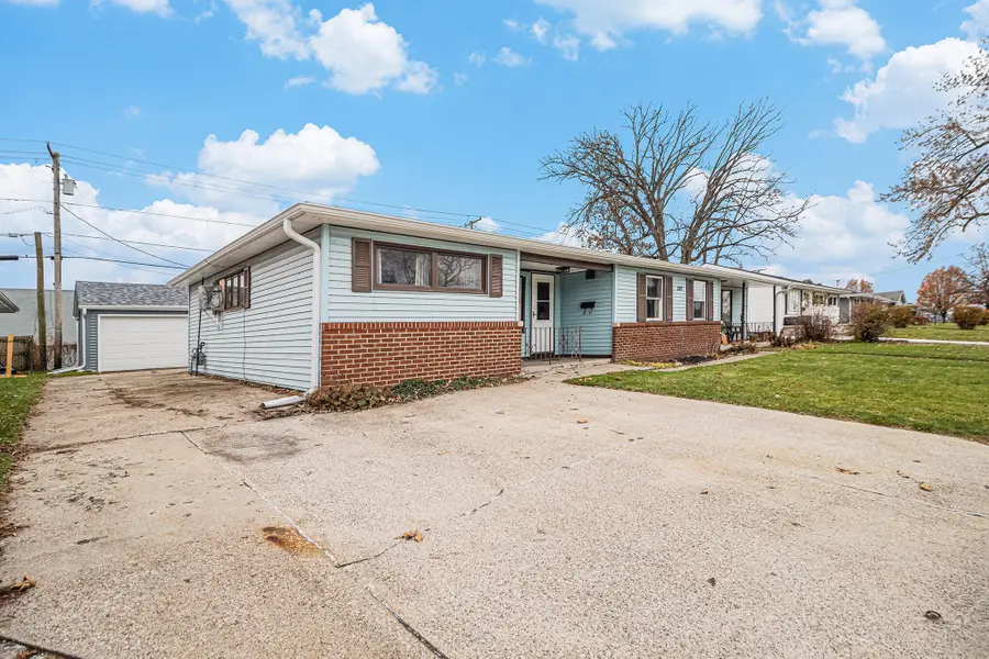 217 Crestview Lane, Crown Point, IN 46307 - Image #2