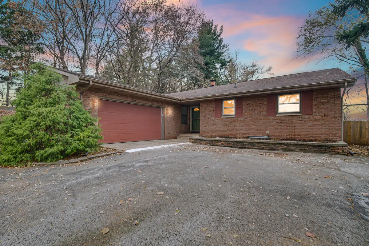 1709 E Lincolnway, La Porte, IN 46350 - Image #1