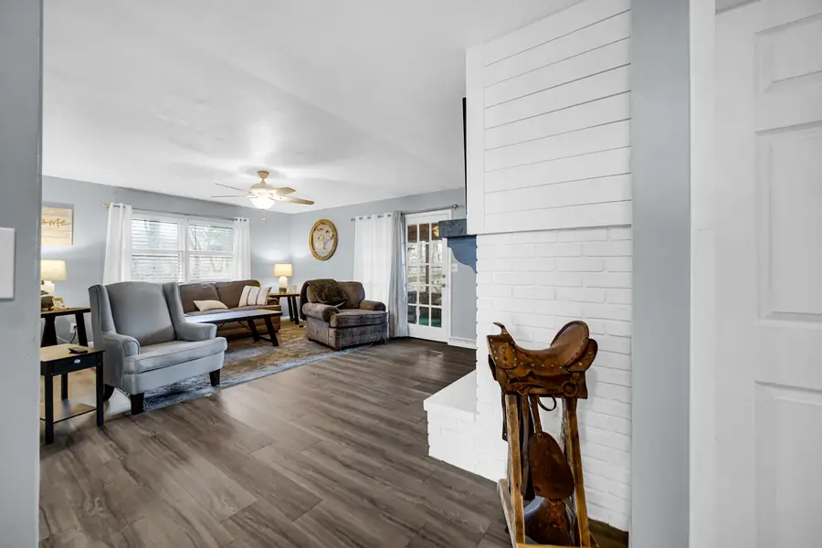 1709 E Lincolnway, La Porte, IN 46350 - Image #2