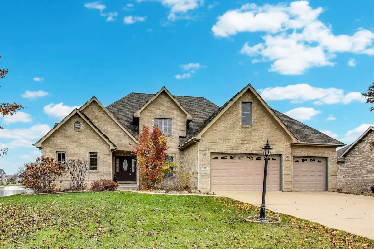 8910 Doubletree Drive S, Crown Point, IN 46307 - Image #1