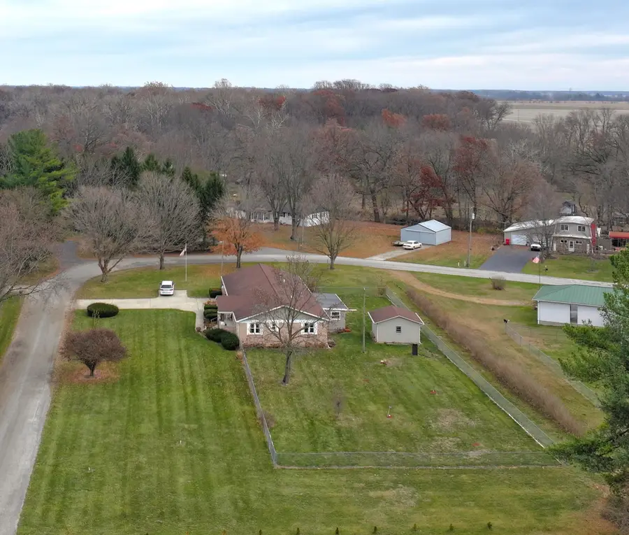 245 E Frank Boulevard, Winamac, IN 46996 - Image #2