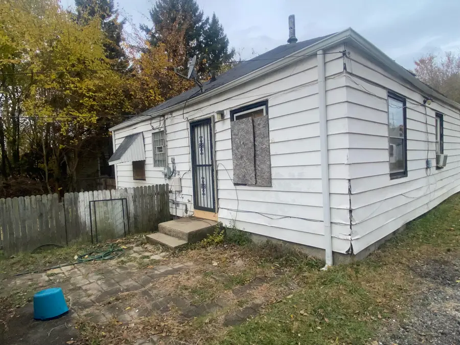 931 E 48th Place, Gary, IN 46409 - Image #3