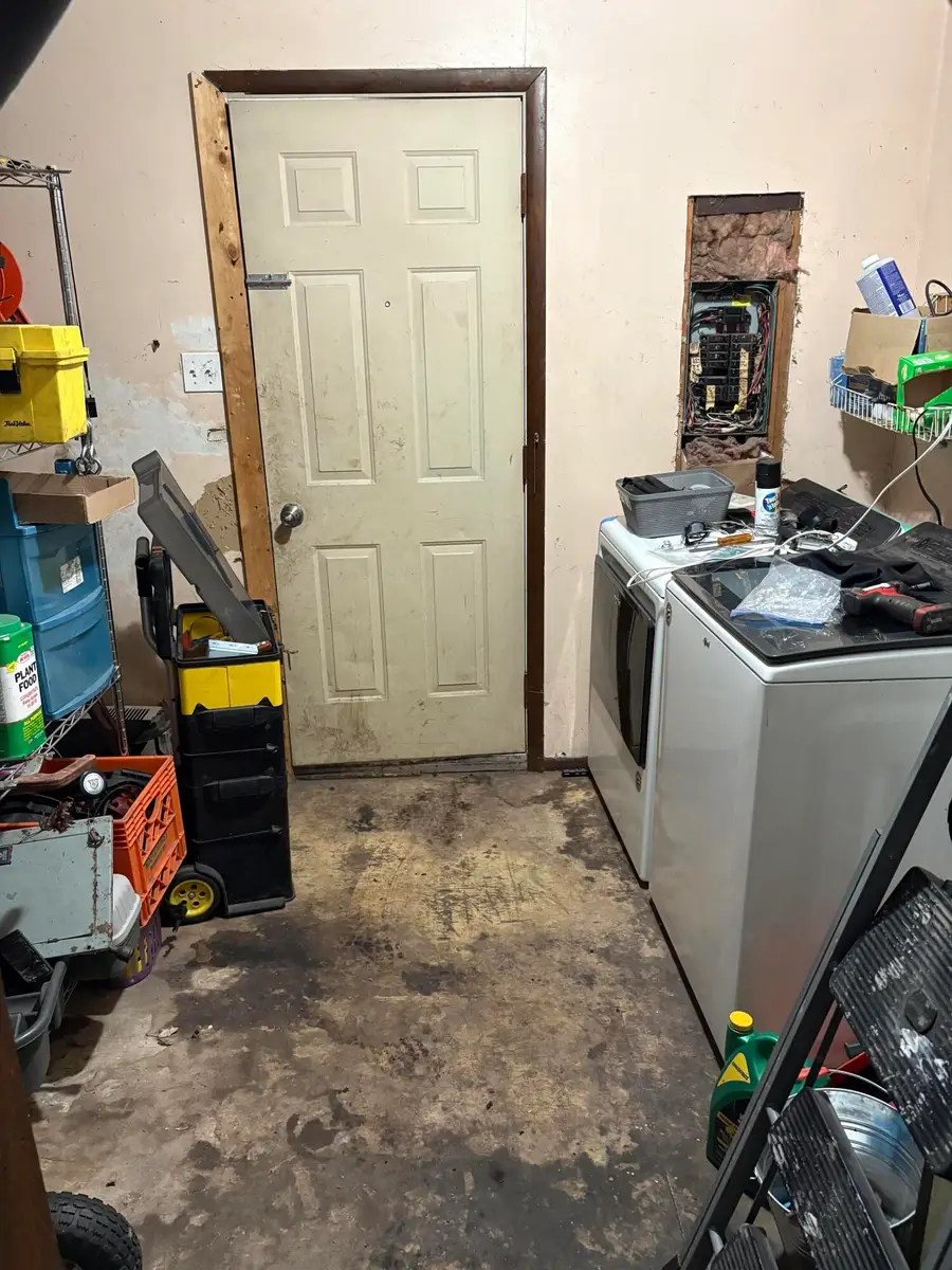 2555 E 1071 N, Demotte, IN 46310 - Image #2