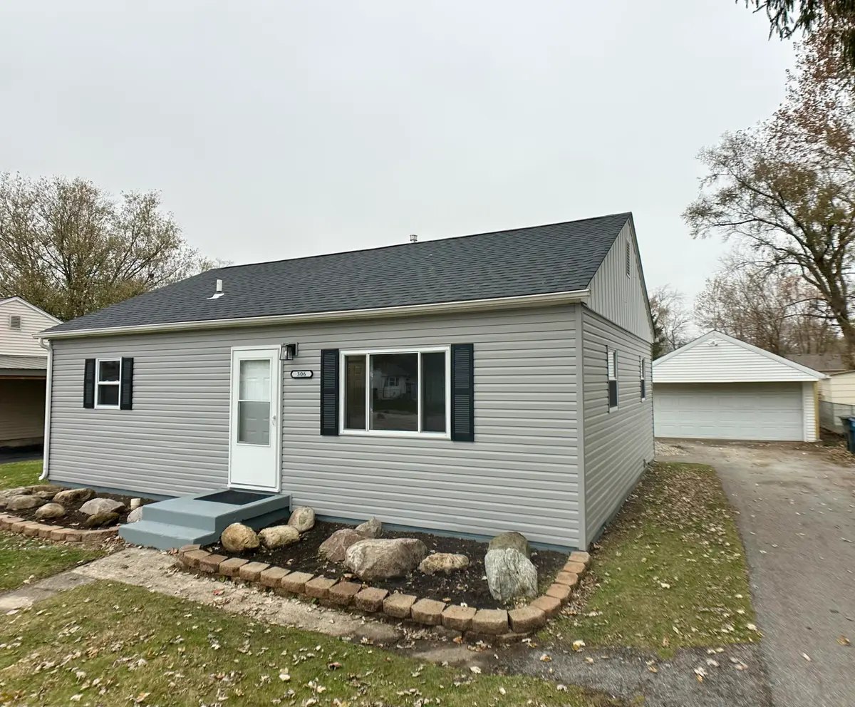 306 Maple Street, Crown Point, IN 46307 - Image #1