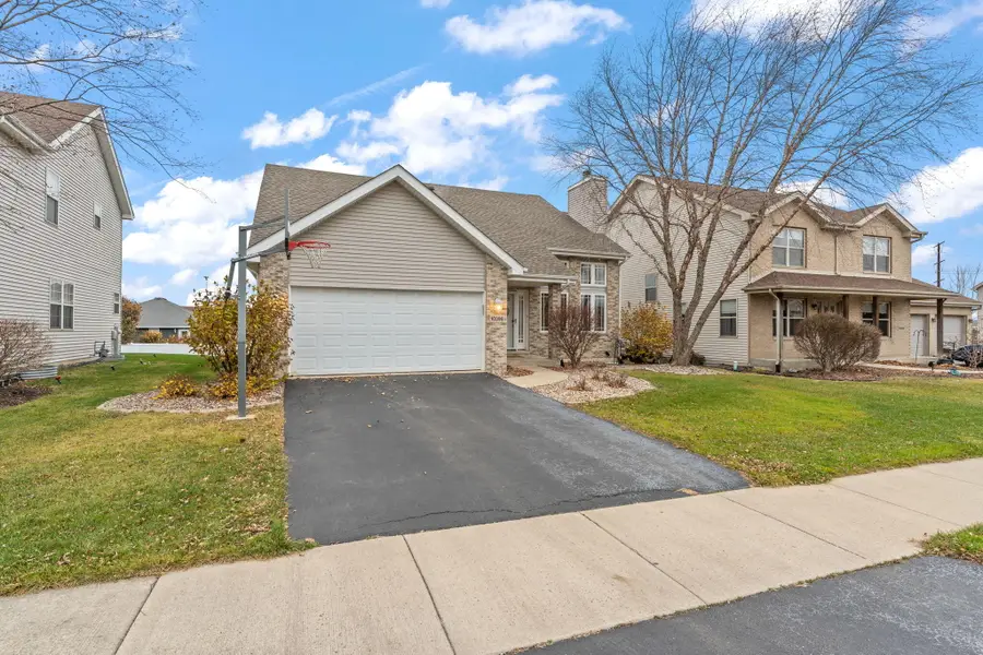 10396 Adler Cove, Saint John, IN 46373 - Image #3