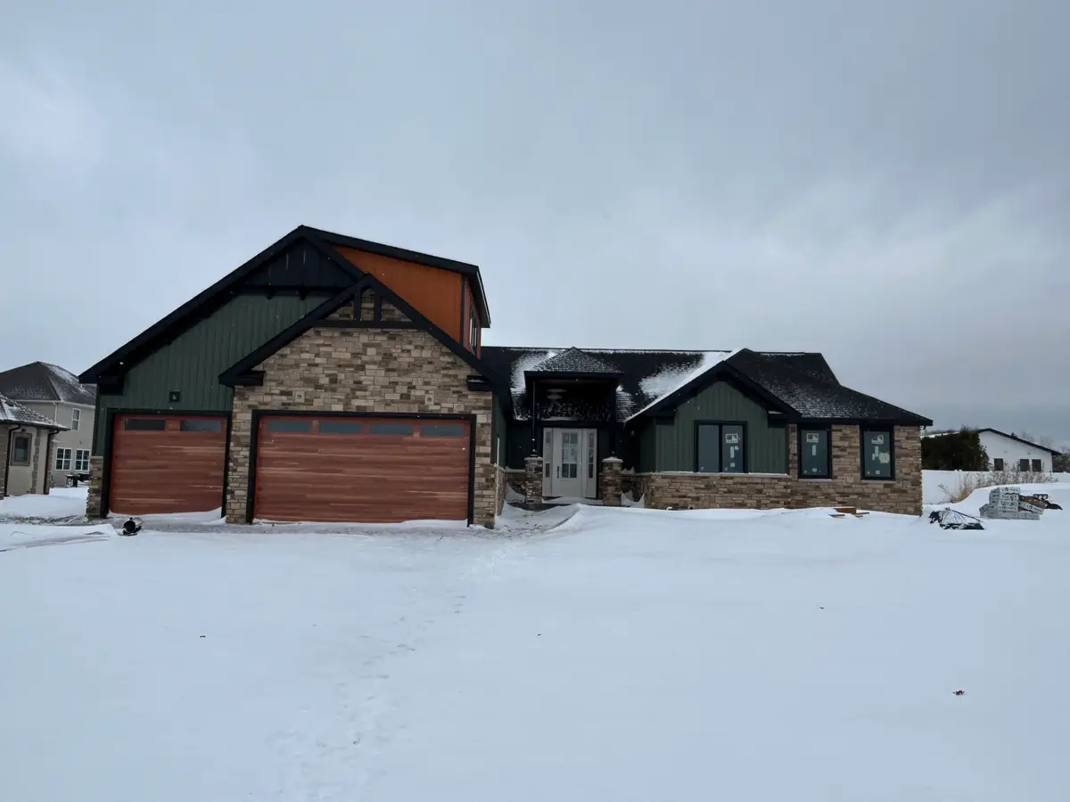 7342 Brookhaven Drive, Crown Point, IN 46307 - Image #1