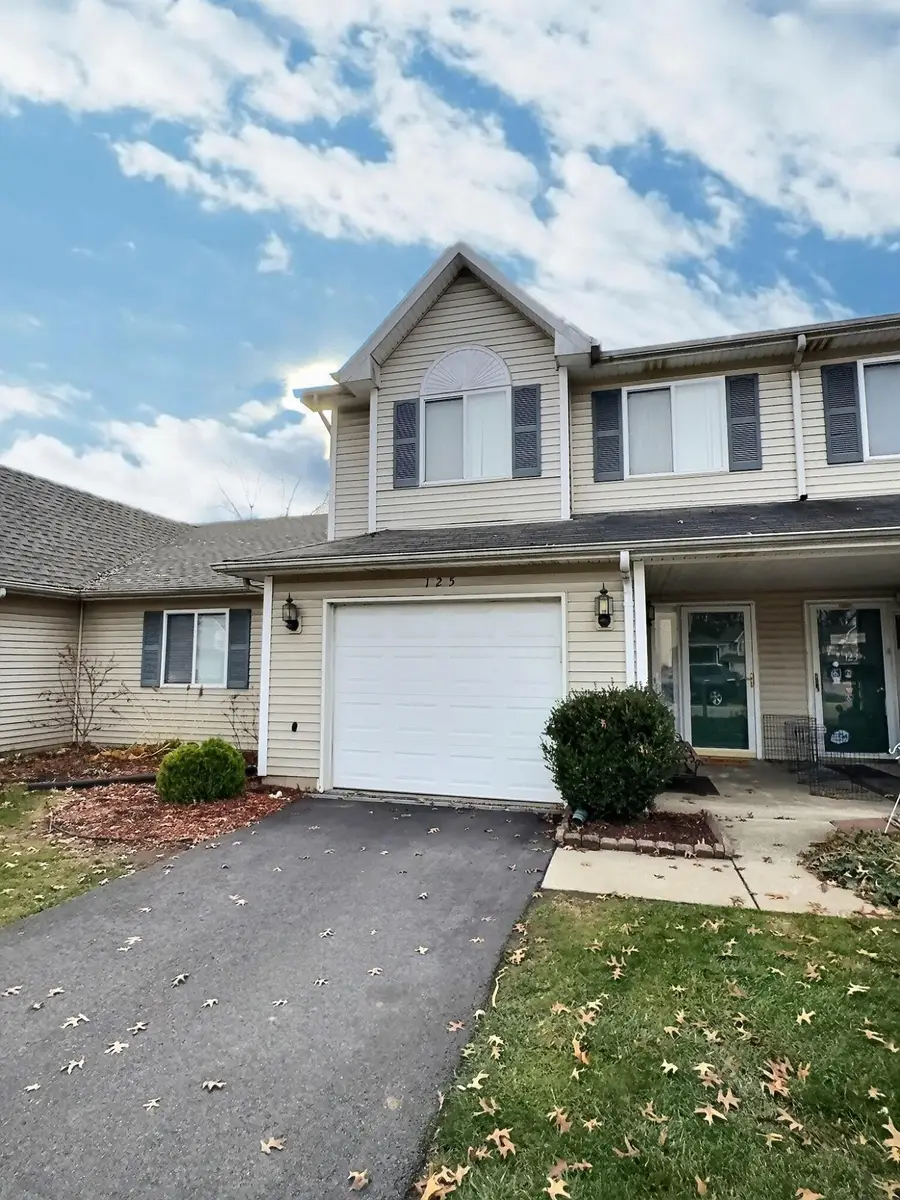 125 Beacon Drive, Hobart, IN 46342 - Image #2