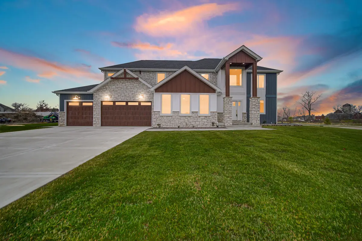 7382 Brookhaven Drive, Crown Point, IN 46307 - Image #1