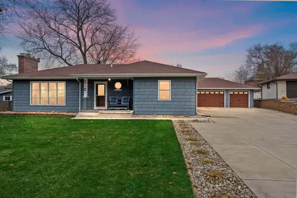 240 W Greenwood Avenue, Crown Point, IN 46307