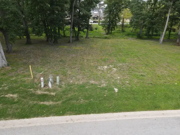 731 Druim Trail, Crown Point, IN 46307