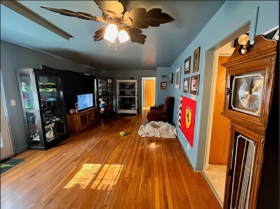 390 E Gray Street, Martinsville, IN 46151 - Image #2