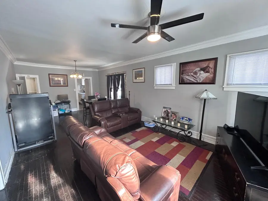 708 W 43rd Avenue, Gary, IN 46408 - Image #2