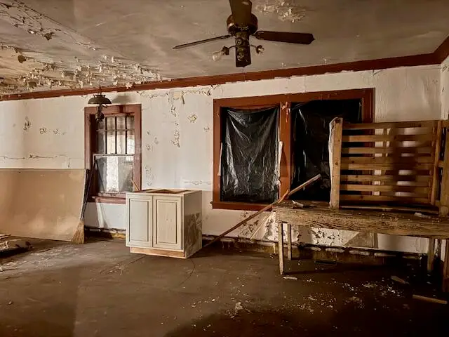 552 Mckinley Street, Gary, IN 46404 - Image #2